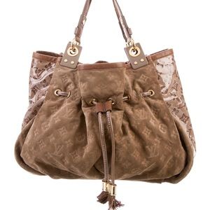 Louis Vuitton
Irene Coco Bag  Width: 18"
Handle Drop: 6"
Depth: 7.5"
Height: 13"